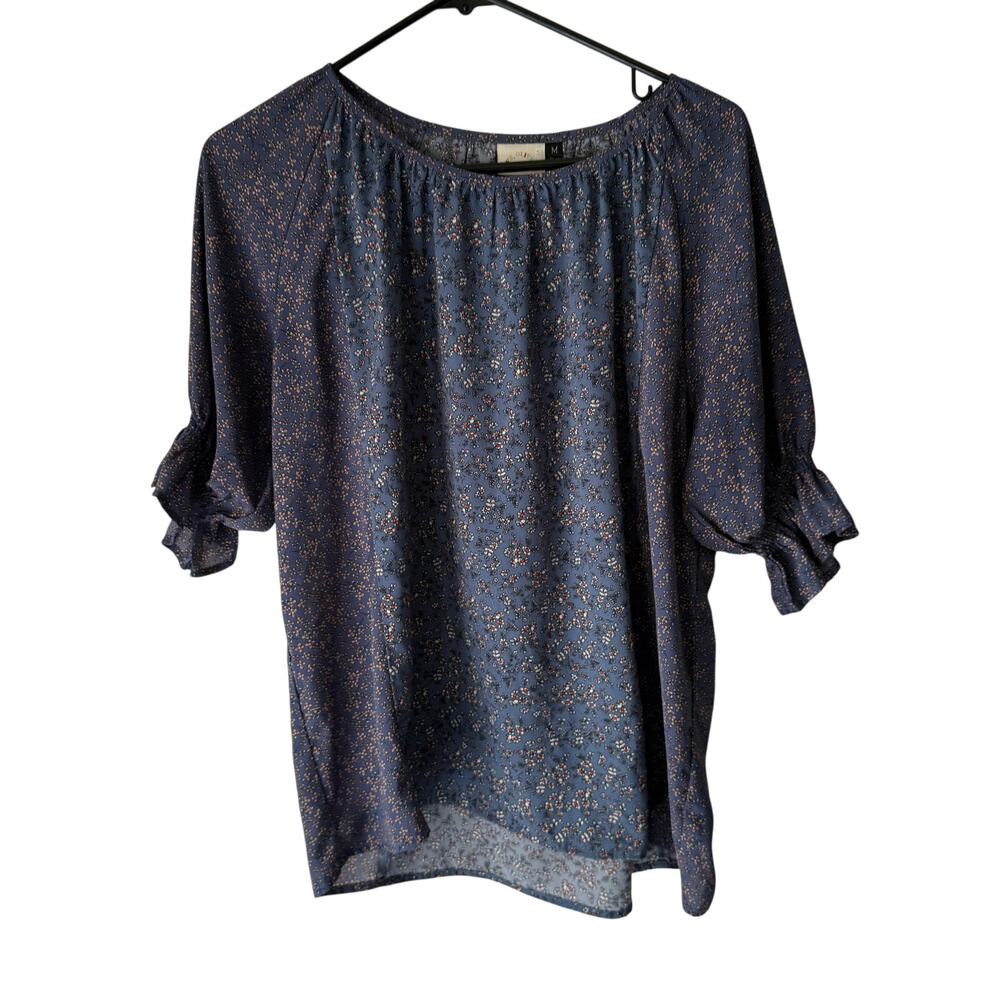 Love Olive CO Size Medium Blue Floral‎ Peasant Ruffle Sleeve